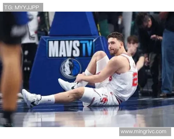 火箭104-110独行侠4坏消息！首发3锋线全出弊端，乌度卡糟糕用人